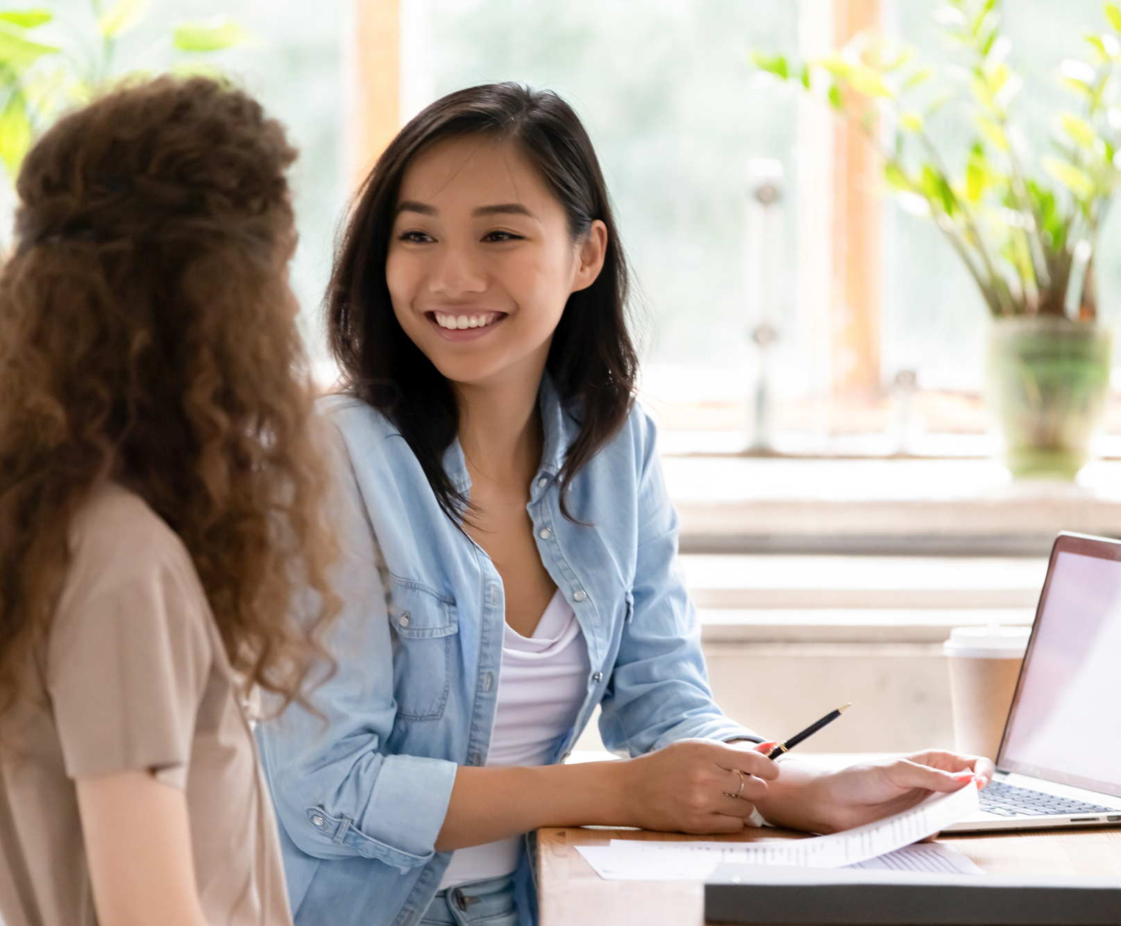 Hr Advisor Meeting Applicant At Job Interview